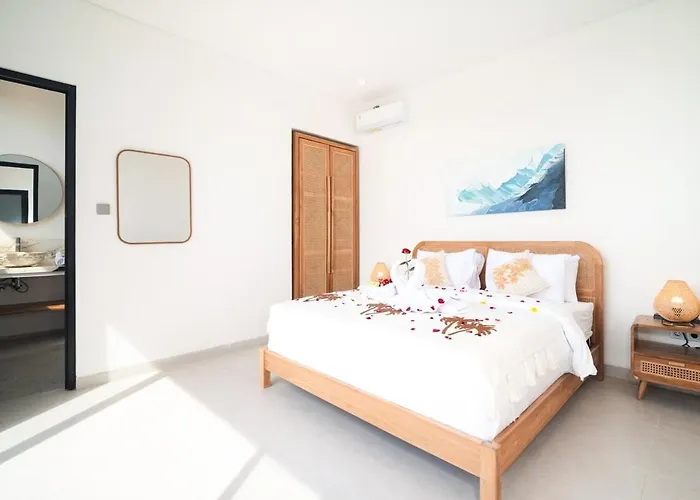 Luxury 2br Pool Ricefield Views 别墅 坎古