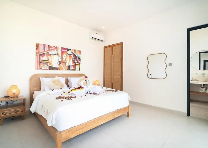Luxury 2br Pool Ricefield Views 别墅 坎古