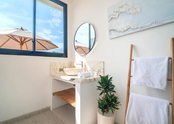 Luxury 2br Pool Ricefield Views チャングー