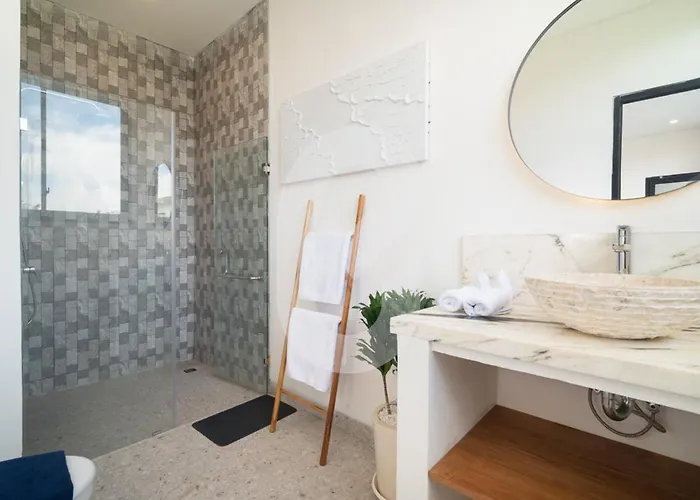 Luxury 2br Pool Ricefield Views 别墅